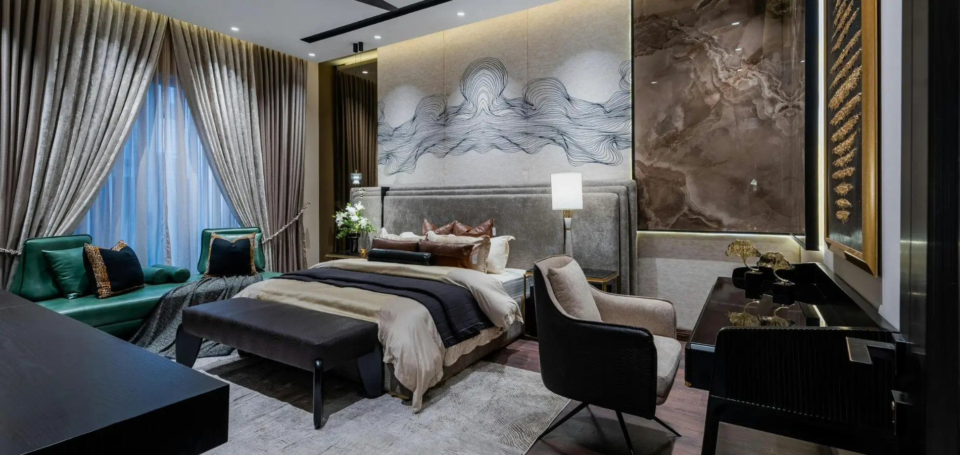 Karyan Apartments